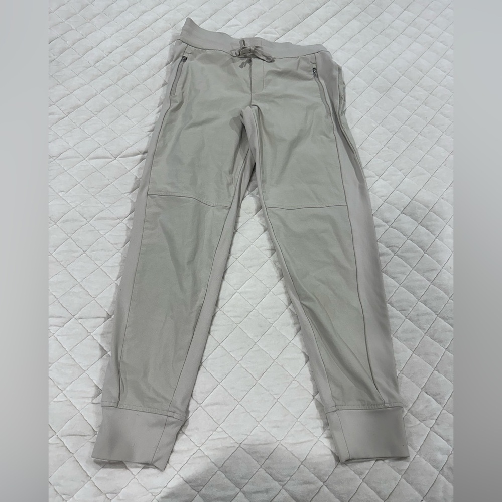 Athleta Woman's Cream Joggers